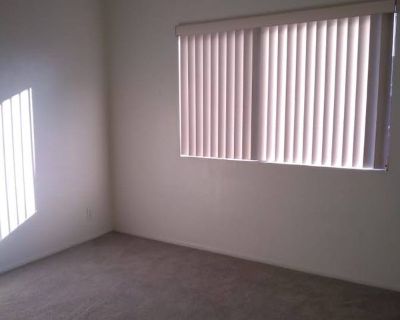 Quiet watching TV playing computer games. Dancing and outside actives. Don't intrude on roommate.. 2 Bedroom. 3 Bathroom