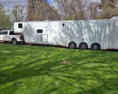 2022 Continental Cargo Forest River Enclosed Trailer