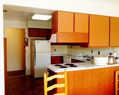 $605 / 4br - ON CAMPUS! Now leasing for August: 2-bedrooms of 4-bedroom apartment