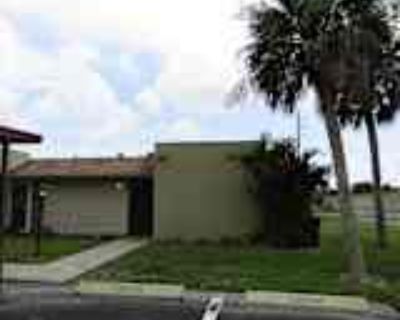 2 Bedroom 2BA 1280 ft² Pet-Friendly Apartment For Rent in Venice, FL 1941 Settlement Rd unit 1