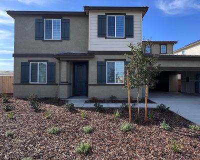 4 Bedroom 3BA 2916 ft Single Family Home For Rent in Manteca, CA