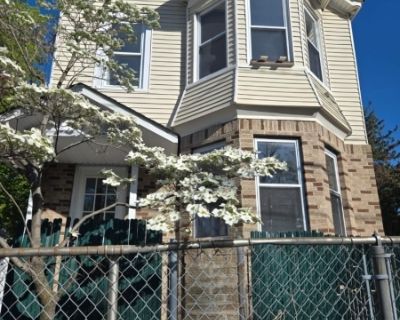 3 Bedroom 1BA Office Space For Rent in Newark City, NJ