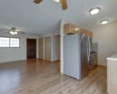 2 Bedroom 1BA 816 ft² Pet-Friendly Apartment For Rent in Hutchinson, KS 3200 Garden Grove Pkwy unit 7A