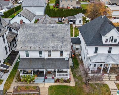 3 Bedroom 1BA 1594 ft Townhouse For Sale in Whitehall, PA