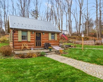 1 Bedroom 1BA Single Family House For Sale in Andover Twp, NJ