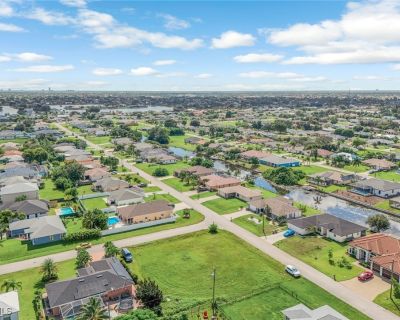 Lots and Land For Sale in Cape Coral, FL