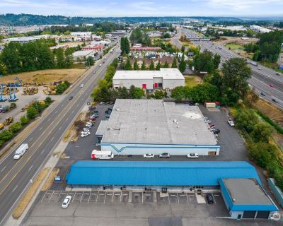 3 Bedroom 10640 ft Office Space For Rent in Fife, WA