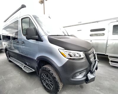 2025 Airstream Interstate 19X