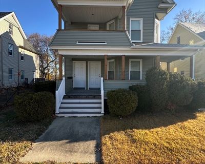 3 Bedroom 1BA 1210 ft Apartment For Rent in Springfield, MA