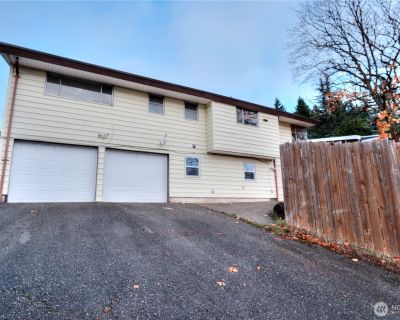 4 Bedroom 3BA 2860 ft House For Rent in Seattle, WA