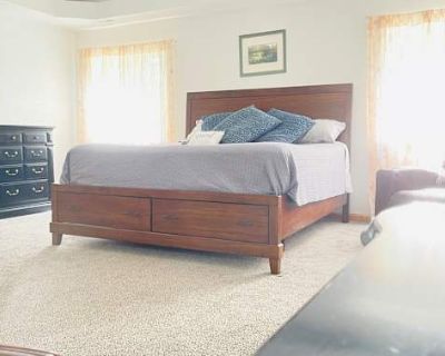 Private room with ensuite in an apartment with 1 roomie, Woodland Park, CO 80863