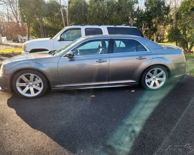 2012 Chrysler 300 SRT8