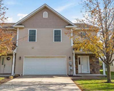 3 Bedroom 3BA 2280 ft Townhouse For Sale in ARCHBALD, PA