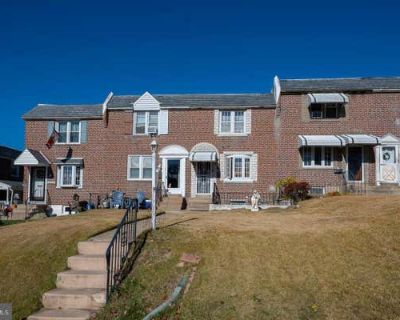 3 Bedroom 2BA 1152 ft Townhouse For Sale in CLIFTON HEIGHTS, PA