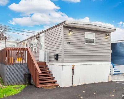 1 Bedroom 1BA Mobile Home For Sale in MOONACHIE, NJ