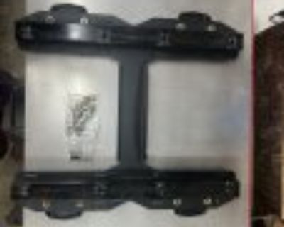 Up North Technologies Polaris 137" tunnel Linq Bracket LMP-2-T