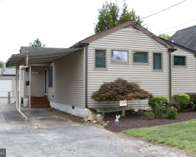 2 Bedroom 1BA 1050 ft Single Family Home For Sale in DELAWARE CITY, DE