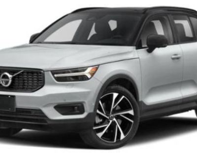 2021 Volvo XC40 R-Design