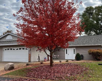 2 Bedroom 1BA 1296 ft Townhouse For Sale in Big Lake, MN