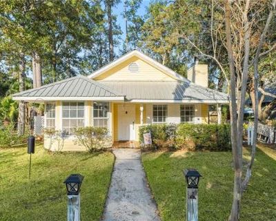 3 Bedroom 2BA 1470 ft Single Family Home For Sale in MANDEVILLE, LA