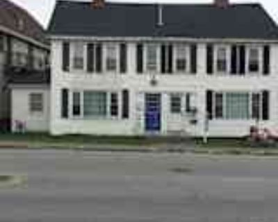 2 Bedroom 1BA Apartment For Rent in Brewer, ME 221 N Main St