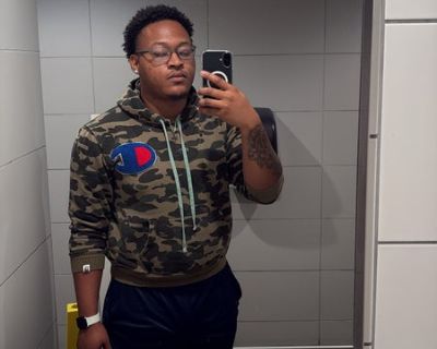 Male Seeking Room in Montgomery