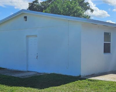 2 Bedroom 1BA 852 ft House For Rent in Miami, FL