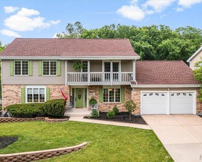 4 Bedroom 3BA 2599 ft Single Family House For Sale in Ballwin, MO