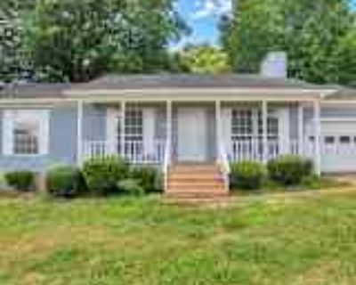 3 Bedroom 2BA 1424 ft² Pet-Friendly House For Rent in Snellville, GA 4342 Wrexham Ct