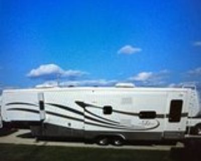 DoubleTree mobile suites fifth wheel four season camper