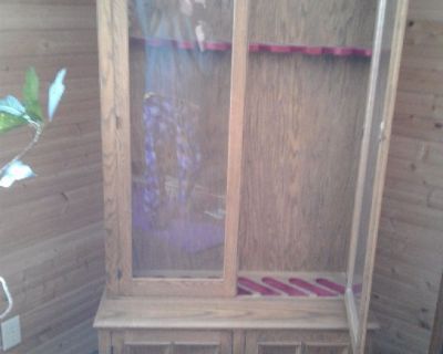 8 gun oak gun cabenet