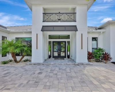 4 Bedroom 5BA 1848 ft Single Family Home For Sale in FORT MYERS, FL