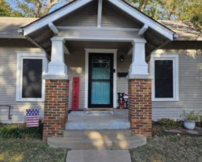 2 Bedroom 1BA 1040 ft Single Family Home For Sale in CLEBURNE, TX