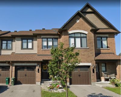 3 Bedroom 1950 ft Town House For Rent in Kanata, Ontario