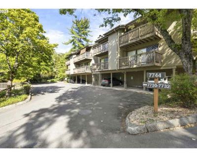 1 Bedroom 1BA 624 ft Condominium For Sale in PORTLAND, OR