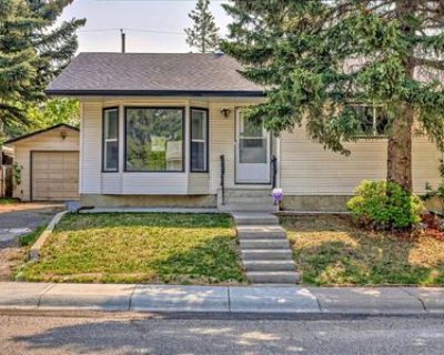 5 Bedroom 4BA 1 ft Single Family Residence For Sale in Calgary, AB