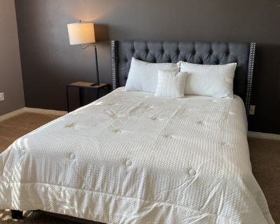 Total rooms: 2. Deposit: $500.00 * Utilities included?: Yes * Fees apply?: No. No preference. Non-smoking. Not for couples. Age preference: 21 - 99. Furnishings: Furnished * Parking: Yes * Disabled access: * Living room: shared * Broadband included: Yes. Availability Available Now Minimum term 12 months Maximum term None. AVAILABLE NOW! AVAILABLE NOW! AVAILABLE NOW! ALL UTILITIES INCLUDED (gas,...