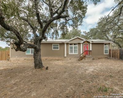 3 Bedroom 2BA Living Area 1904 ft Manufactured Home For Sale in VON ORMY, TX