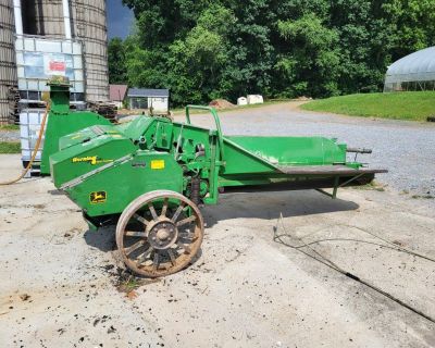 John Deere 3960 Pull-Type Forage Harvester For Sale in Honey Brook, Pennsylvania 19344