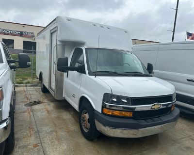 2021 Chevrolet 4500 CUTAWAY EXPRESS Other Columbia, MO