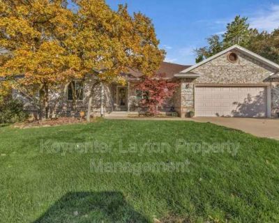 4 Bedroom 4BA 3562 ft Furnished Pet-Friendly Apartment For Rent in Layton, UT