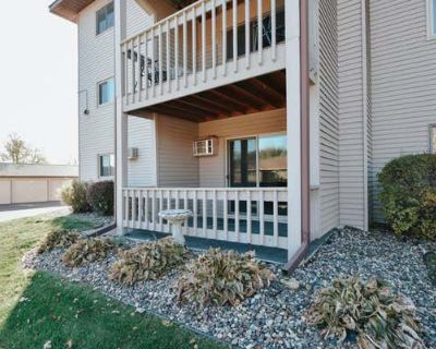 2 Bedroom 1BA 1005 ft Condominium For Sale in RED WING, MN