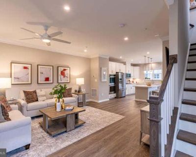 3 Bedroom 4BA 1961 ft Townhouse For Sale in BALTIMORE, MD
