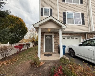 3 Bedroom 2BA Townhouse For Rent in Franklin Twp., NJ