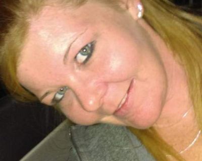 I'm clean consistent friendly and I am not interested in drama. I don't drink or drug. I'm laid back..