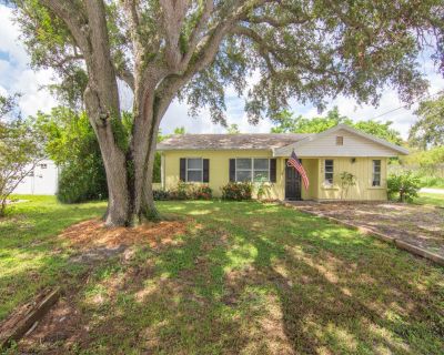 2 Bedroom 1BA 892 ft Single Family House For Sale in Vero Beach, FL