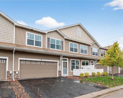 Commonwealth Blvd Unit,chanhassen, Home For Sale