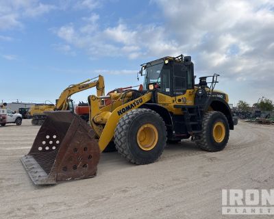 2020 Komatsu WA380-8 Wheel Loader