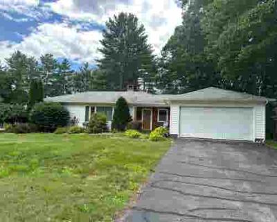 2 Bedroom 1BA 1044 ft Single Family Home For Sale in SOMERSWORTH, NH