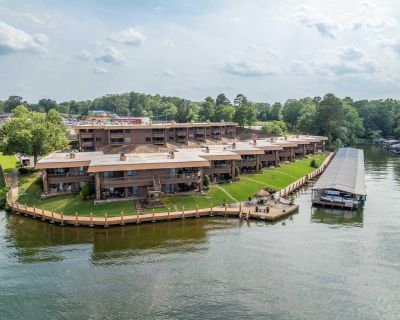 2 Bedroom 2BA 1360 ft Condo For Sale in Hot Springs, AR